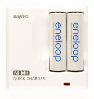 Sanyo eneloop Battery Charging Kit with 2-Pack of AA Rechargeable 2,000 mAh Batteries
